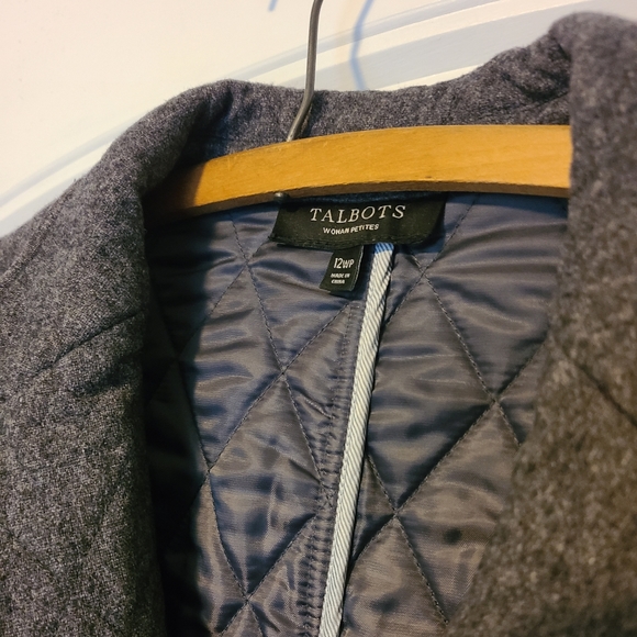 Talbots Wool Grey Blend Blazer size 12p - Picture 4 of 6